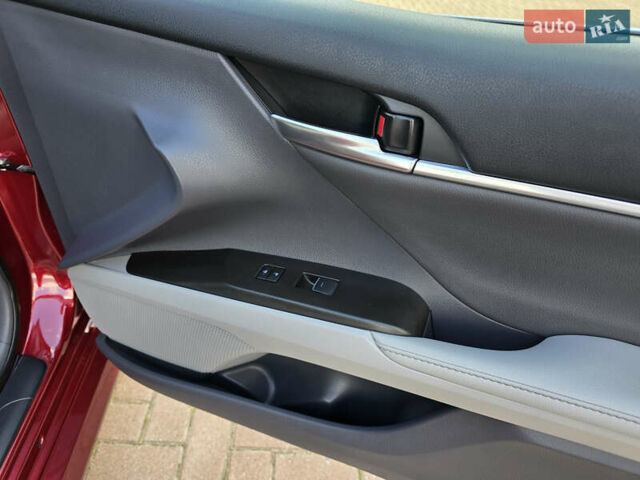 Красный Тойота Камри, объемом двигателя 2.49 л и пробегом 49 тыс. км за 32900 $, фото 26 на Automoto.ua