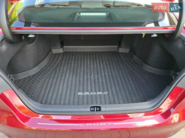 Красный Тойота Камри, объемом двигателя 2.49 л и пробегом 49 тыс. км за 32900 $, фото 32 на Automoto.ua