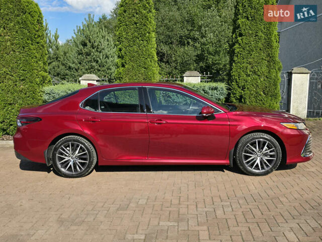 Красный Тойота Камри, объемом двигателя 2.49 л и пробегом 49 тыс. км за 32900 $, фото 9 на Automoto.ua