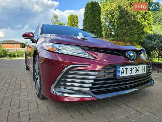 Красный Тойота Камри, объемом двигателя 2.49 л и пробегом 49 тыс. км за 32900 $, фото 2 на Automoto.ua