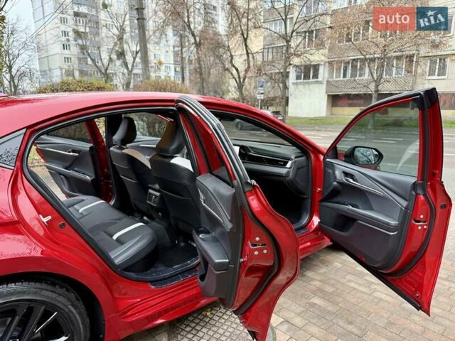 Красный Тойота Камри, объемом двигателя 2.49 л и пробегом 10 тыс. км за 36500 $, фото 32 на Automoto.ua