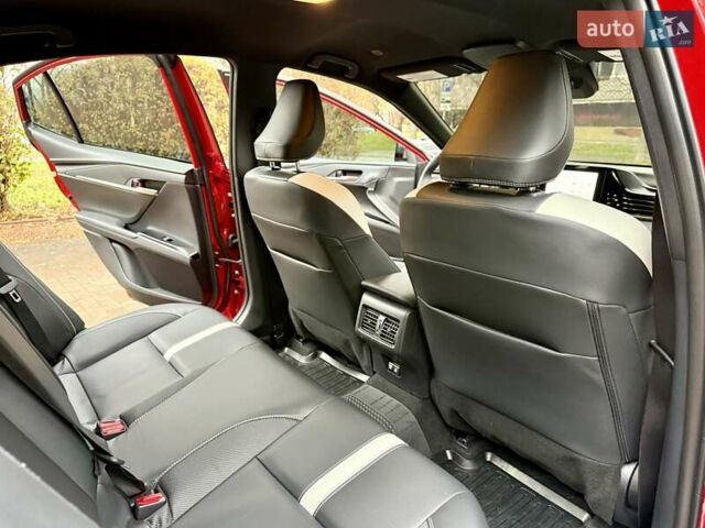 Красный Тойота Камри, объемом двигателя 2.49 л и пробегом 10 тыс. км за 36500 $, фото 38 на Automoto.ua