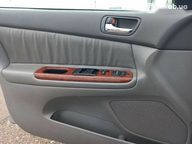 Тойота Камрі, об'ємом двигуна 3 л та пробігом 340 тис. км за 6700 $, фото 23 на Automoto.ua