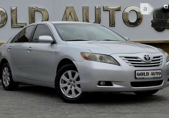 Тойота Камри, объемом двигателя 0 л и пробегом 155 тыс. км за 8500 $, фото 1 на Automoto.ua