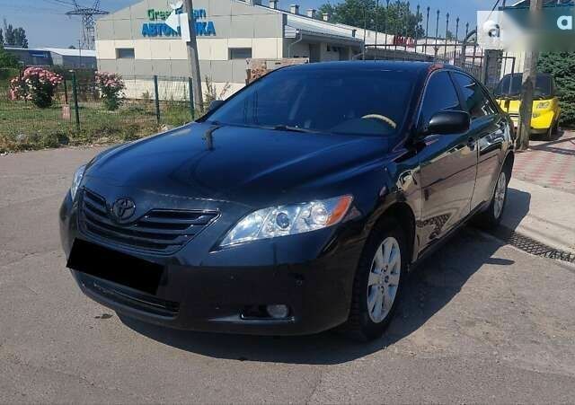 Тойота Камри, объемом двигателя 0 л и пробегом 306 тыс. км за 9499 $, фото 2 на Automoto.ua