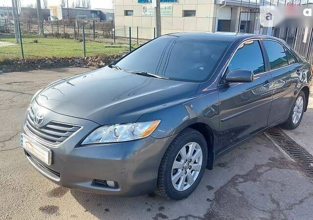 Тойота Камри, объемом двигателя 0 л и пробегом 144 тыс. км за 10400 $, фото 3 на Automoto.ua