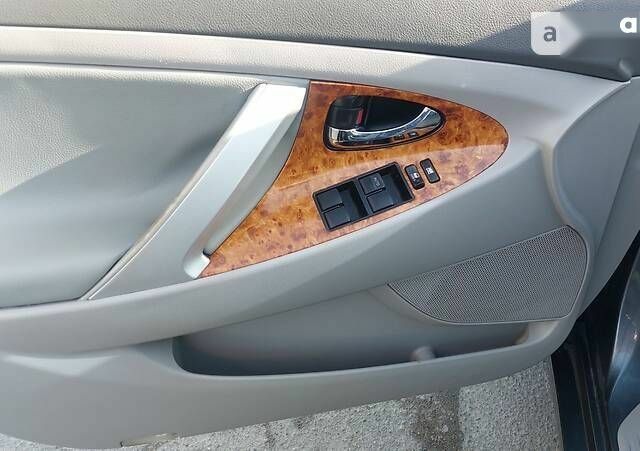 Тойота Камри, объемом двигателя 0 л и пробегом 144 тыс. км за 10400 $, фото 8 на Automoto.ua