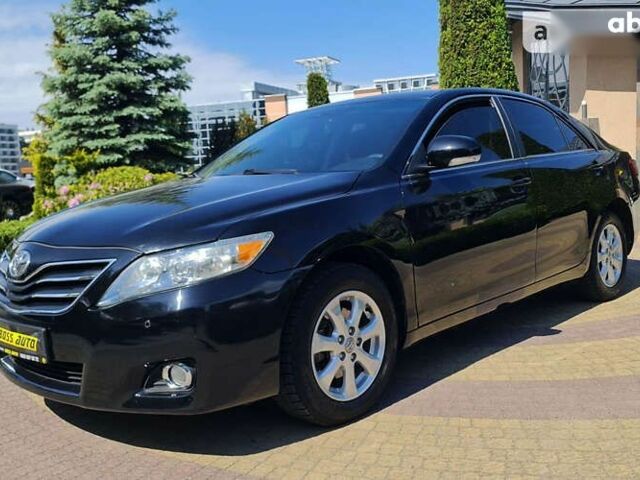 Тойота Камри, объемом двигателя 0 л и пробегом 177 тыс. км за 9499 $, фото 2 на Automoto.ua