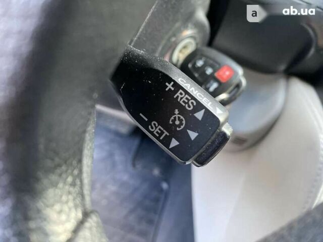 Тойота Камри, объемом двигателя 2.5 л и пробегом 256 тыс. км за 10999 $, фото 10 на Automoto.ua