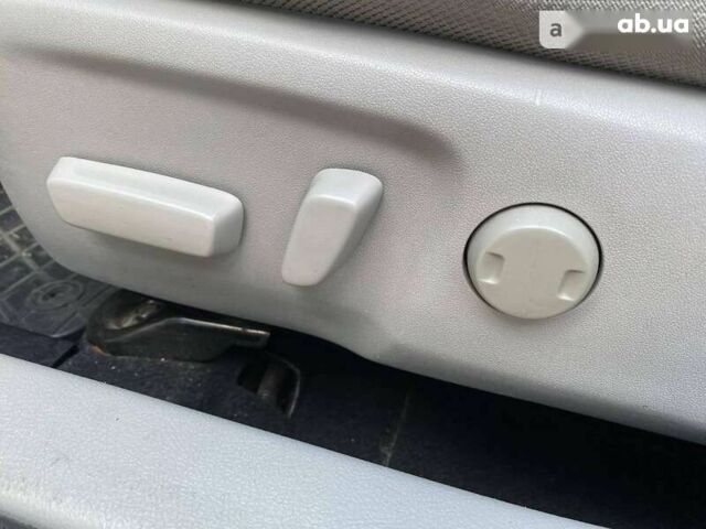 Тойота Камри, объемом двигателя 2.5 л и пробегом 256 тыс. км за 10999 $, фото 13 на Automoto.ua