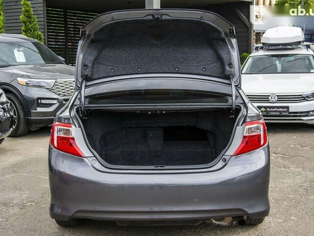 Тойота Камри, объемом двигателя 2.5 л и пробегом 211 тыс. км за 13650 $, фото 20 на Automoto.ua