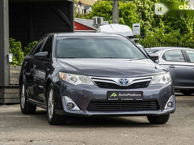 Тойота Камри, объемом двигателя 2.5 л и пробегом 211 тыс. км за 13650 $, фото 5 на Automoto.ua