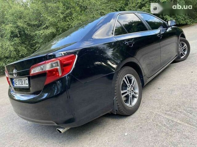 Тойота Камри, объемом двигателя 2.5 л и пробегом 256 тыс. км за 10999 $, фото 2 на Automoto.ua