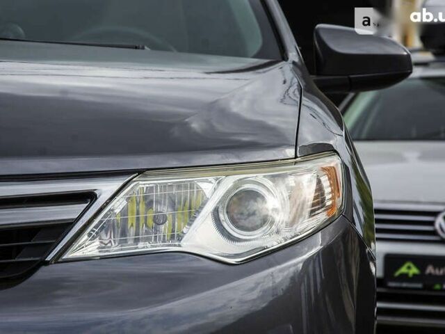 Тойота Камри, объемом двигателя 2.5 л и пробегом 211 тыс. км за 13650 $, фото 8 на Automoto.ua