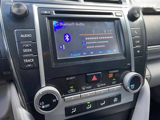 Тойота Камри, объемом двигателя 2.5 л и пробегом 256 тыс. км за 10999 $, фото 8 на Automoto.ua