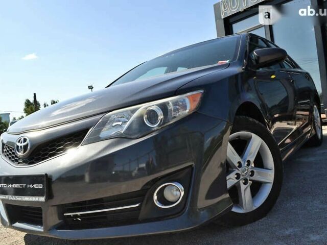 Тойота Камрі, об'ємом двигуна 0 л та пробігом 262 тис. км за 10999 $, фото 5 на Automoto.ua