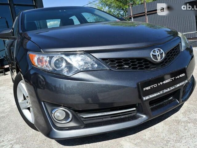 Тойота Камрі, об'ємом двигуна 0 л та пробігом 262 тис. км за 10999 $, фото 4 на Automoto.ua