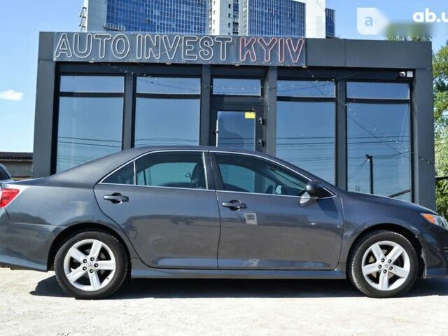 Тойота Камрі, об'ємом двигуна 0 л та пробігом 262 тис. км за 10999 $, фото 12 на Automoto.ua