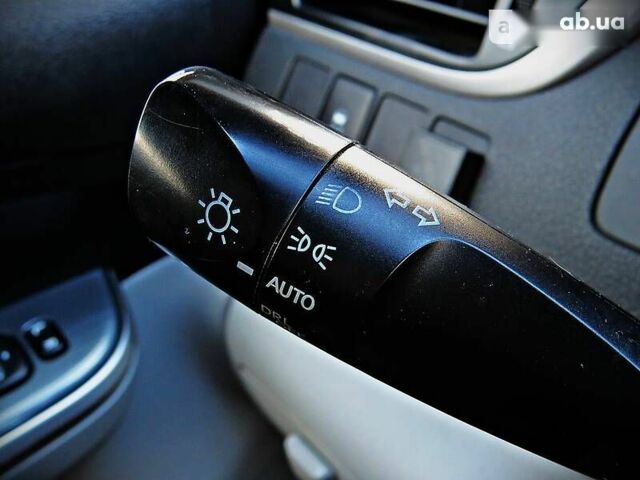 Тойота Камри, объемом двигателя 2.5 л и пробегом 124 тыс. км за 15500 $, фото 9 на Automoto.ua