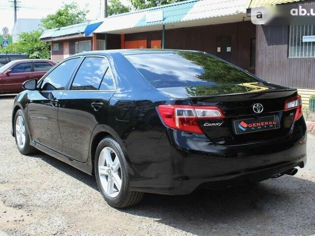 Тойота Камри, объемом двигателя 2.5 л и пробегом 152 тыс. км за 13500 $, фото 10 на Automoto.ua