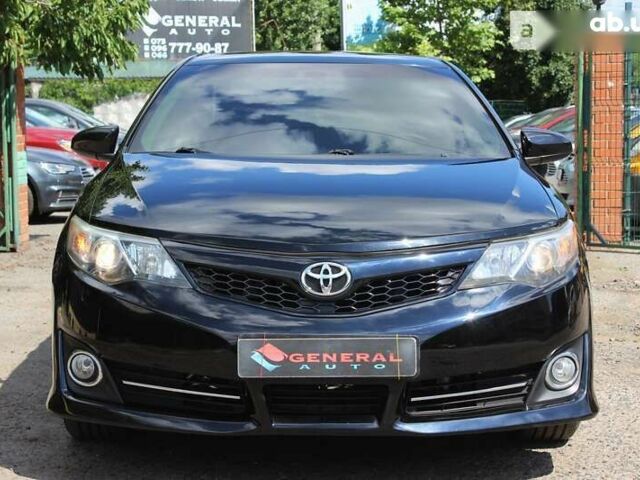 Тойота Камри, объемом двигателя 2.5 л и пробегом 152 тыс. км за 13500 $, фото 2 на Automoto.ua