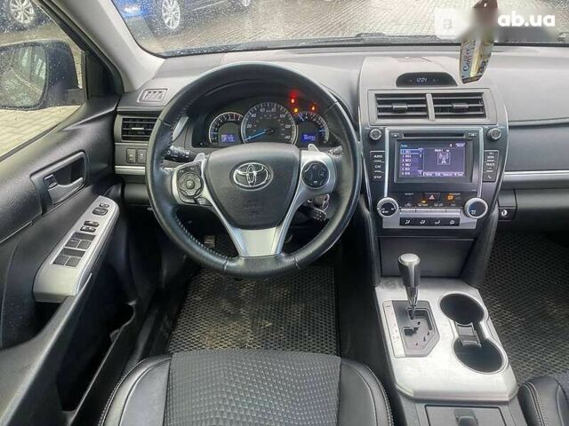 Тойота Камри, объемом двигателя 2.5 л и пробегом 164 тыс. км за 11800 $, фото 11 на Automoto.ua