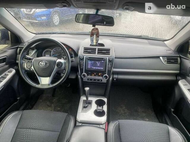Тойота Камри, объемом двигателя 2.5 л и пробегом 164 тыс. км за 11800 $, фото 10 на Automoto.ua