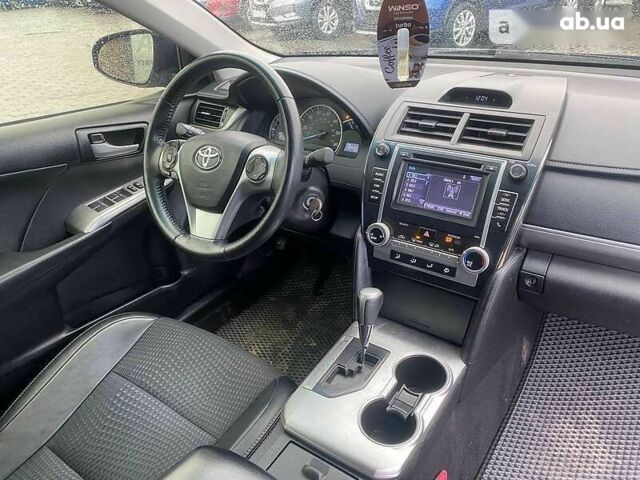 Тойота Камри, объемом двигателя 2.5 л и пробегом 164 тыс. км за 11800 $, фото 8 на Automoto.ua