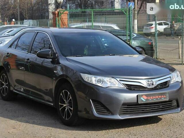 Тойота Камрі, об'ємом двигуна 2.5 л та пробігом 179 тис. км за 12500 $, фото 1 на Automoto.ua