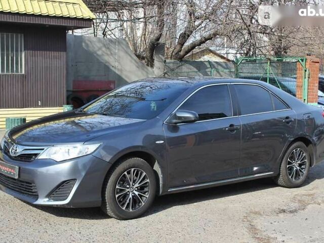 Тойота Камри, объемом двигателя 2.5 л и пробегом 179 тыс. км за 12500 $, фото 7 на Automoto.ua