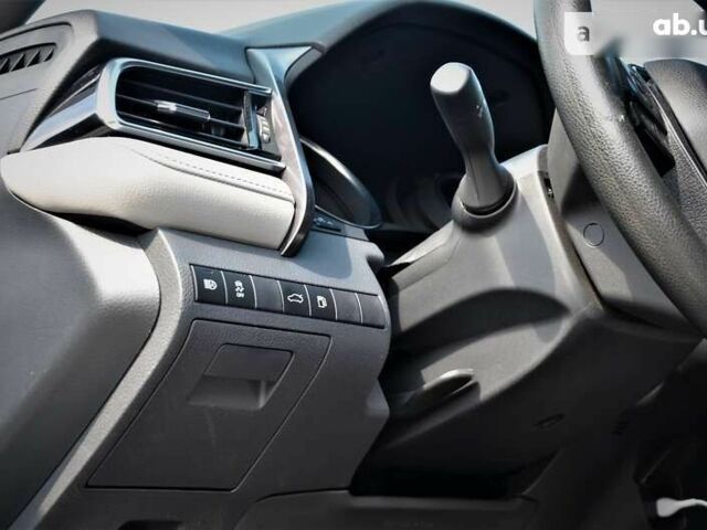 Тойота Камри, объемом двигателя 2.5 л и пробегом 72 тыс. км за 20200 $, фото 22 на Automoto.ua