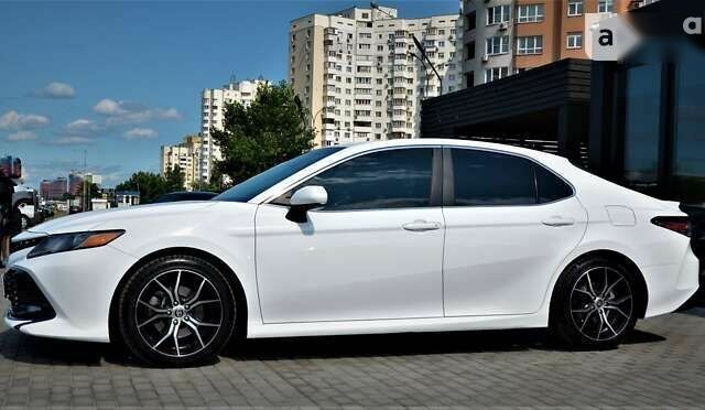 Тойота Камри, объемом двигателя 2.5 л и пробегом 72 тыс. км за 20200 $, фото 5 на Automoto.ua