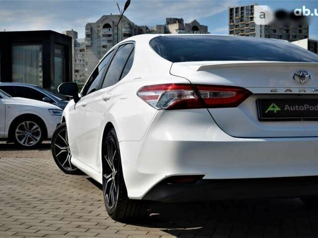 Тойота Камри, объемом двигателя 2.5 л и пробегом 72 тыс. км за 20200 $, фото 2 на Automoto.ua