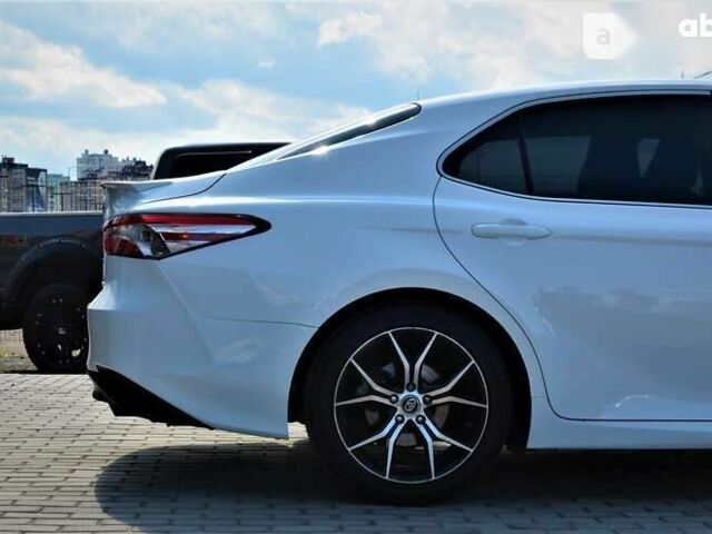 Тойота Камри, объемом двигателя 2.5 л и пробегом 72 тыс. км за 20200 $, фото 13 на Automoto.ua