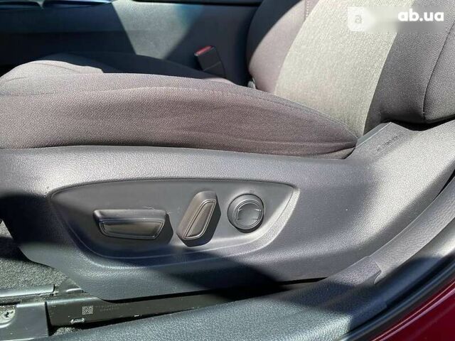 Тойота Камри, объемом двигателя 2.5 л и пробегом 34 тыс. км за 30500 $, фото 21 на Automoto.ua