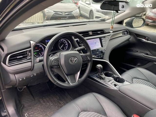 Тойота Камри, объемом двигателя 2.5 л и пробегом 23 тыс. км за 30900 $, фото 4 на Automoto.ua