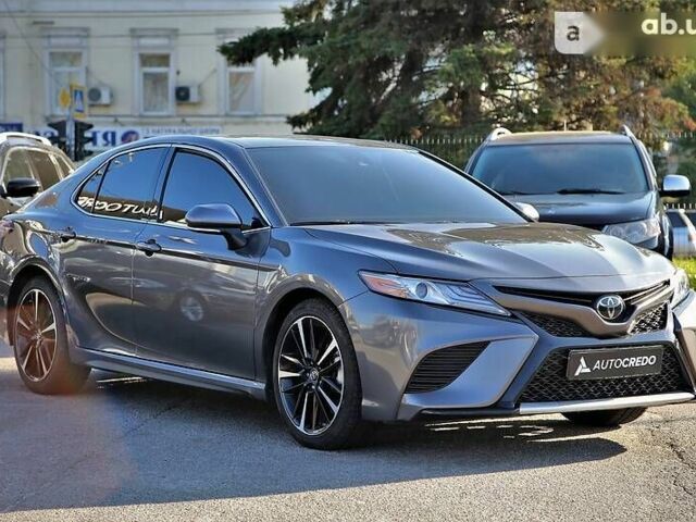 Тойота Камри, объемом двигателя 2.5 л и пробегом 28 тыс. км за 27500 $, фото 2 на Automoto.ua