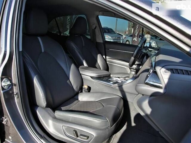 Тойота Камри, объемом двигателя 2.5 л и пробегом 28 тыс. км за 27500 $, фото 9 на Automoto.ua