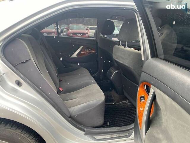Тойота Камри, объемом двигателя 4.25 л и пробегом 242 тыс. км за 9500 $, фото 13 на Automoto.ua