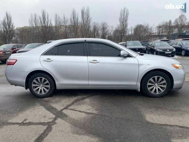Тойота Камри, объемом двигателя 4.25 л и пробегом 242 тыс. км за 9500 $, фото 3 на Automoto.ua
