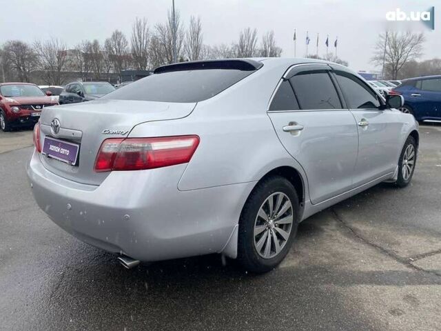 Тойота Камри, объемом двигателя 4.25 л и пробегом 242 тыс. км за 9500 $, фото 4 на Automoto.ua