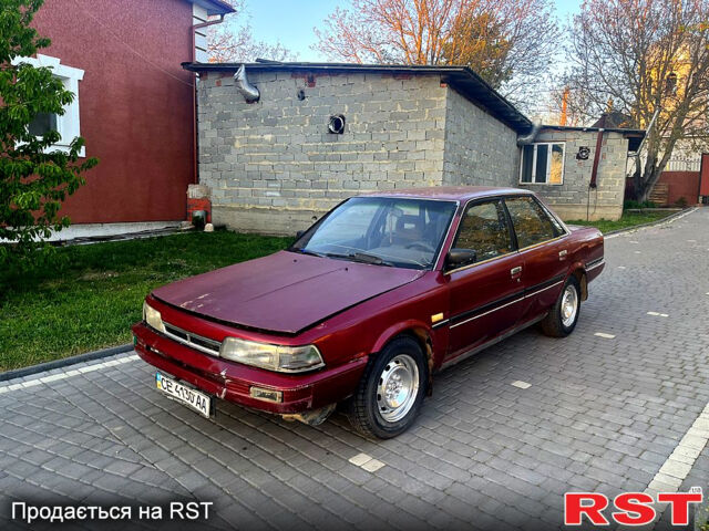 Тойота Камри, объемом двигателя 2 л и пробегом 400 тыс. км за 700 $, фото 1 на Automoto.ua