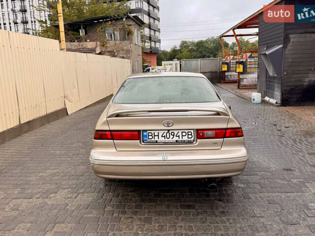 Тойота Камри, объемом двигателя 3 л и пробегом 354 тыс. км за 3200 $, фото 3 на Automoto.ua