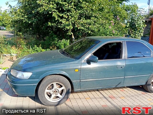 Тойота Камри, объемом двигателя 3 л и пробегом 500 тыс. км за 3200 $, фото 3 на Automoto.ua