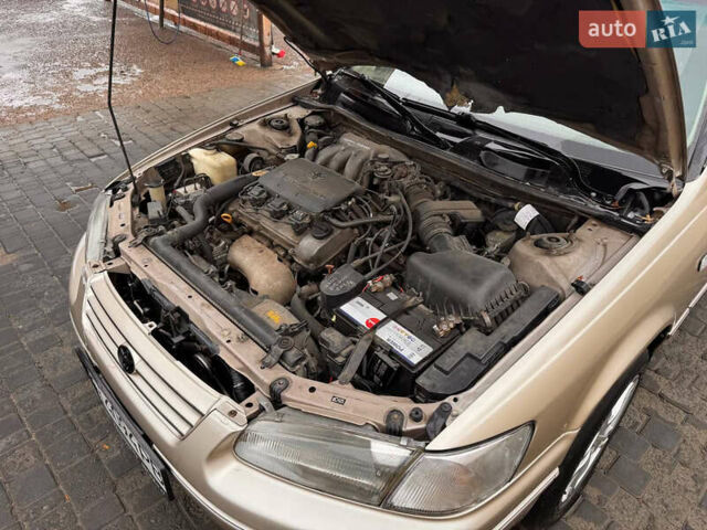 Тойота Камри, объемом двигателя 3 л и пробегом 354 тыс. км за 3200 $, фото 12 на Automoto.ua