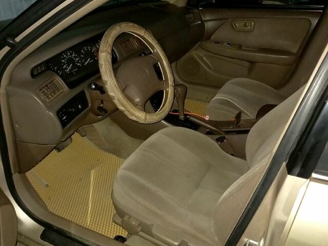 Тойота Камри, объемом двигателя 22 л и пробегом 250 тыс. км за 4000 $, фото 2 на Automoto.ua