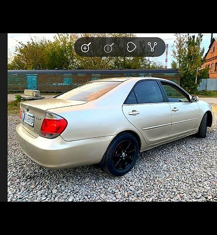 Тойота Камри, объемом двигателя 2.4 л и пробегом 250 тыс. км за 4500 $, фото 1 на Automoto.ua