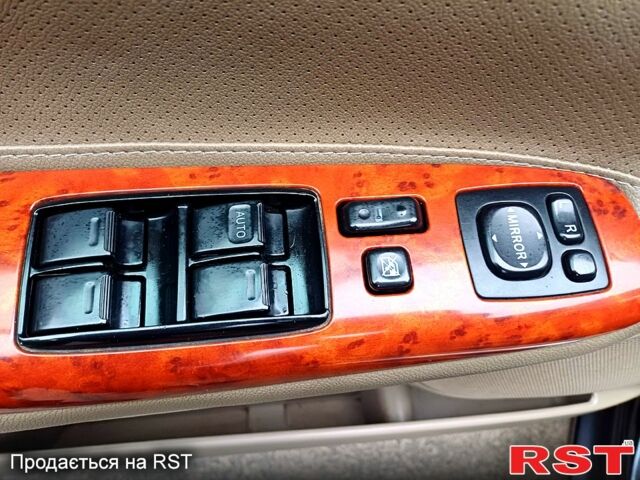 Тойота Камри, объемом двигателя 2.4 л и пробегом 250 тыс. км за 5500 $, фото 10 на Automoto.ua