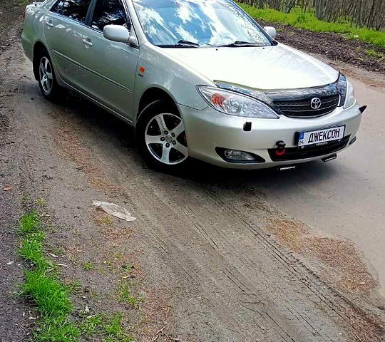 Тойота Камри, объемом двигателя 2.4 л и пробегом 290 тыс. км за 6500 $, фото 1 на Automoto.ua