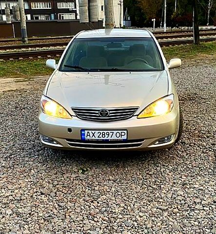 Тойота Камри, объемом двигателя 2.4 л и пробегом 250 тыс. км за 4500 $, фото 4 на Automoto.ua